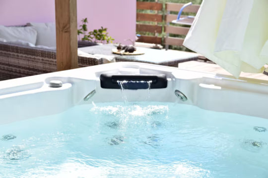 How to Keep Hot Tub Leads Flowing All Year Long