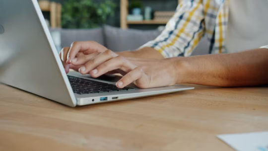 How Trade Schools Can Attract More Students Online